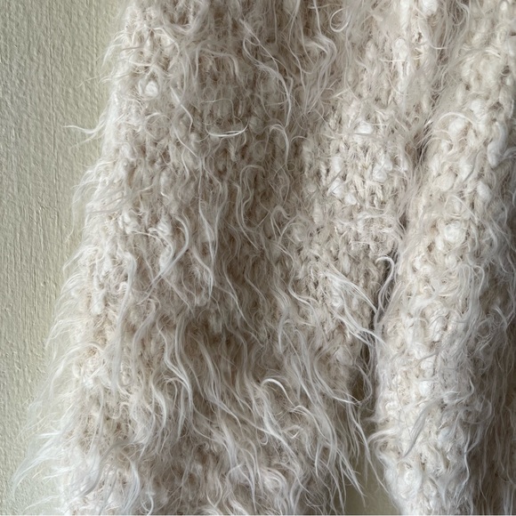 NWT Anthropologie Fuzzy Sweater - Picture 5 of 7